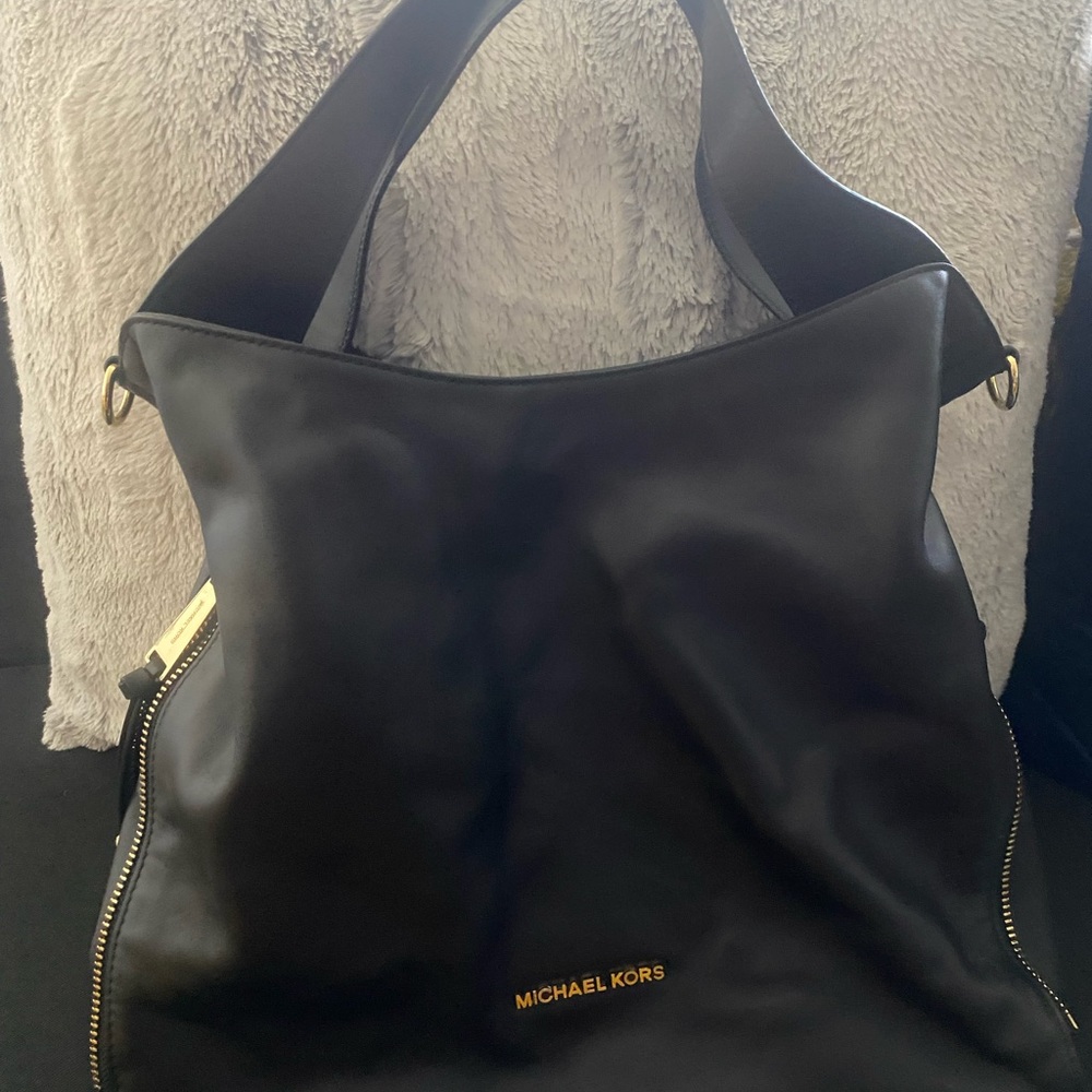 Micheal Kors Hobo bag - Picture 2 of 12